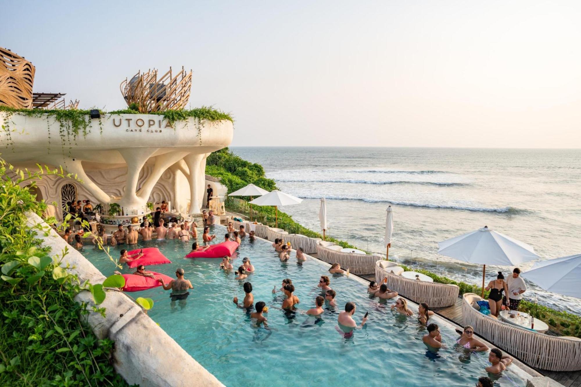 Oshom Bali At Nuanu Creative City Tanah Lot Esterno foto